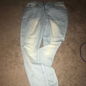 Mudd Lightwash Jeans- NEVER WORN